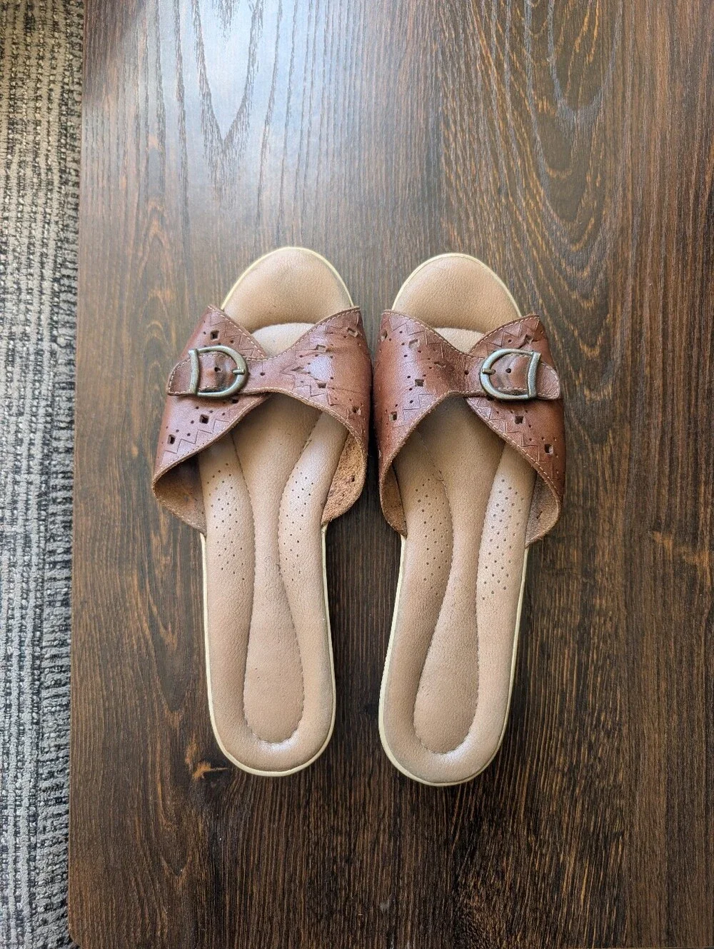 Vtg 80s Revelations Brown Leather Buckle Slide Wedge Sandals